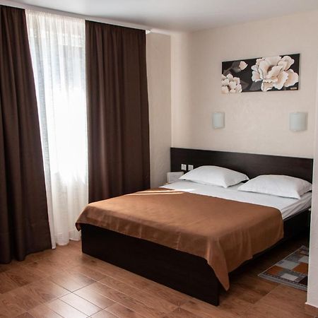 Гостинний Двір "Марія" Hotell Kropyvnytskyj Exteriör bild